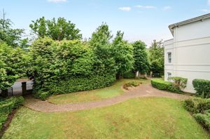 Photo 30- click for photo gallery